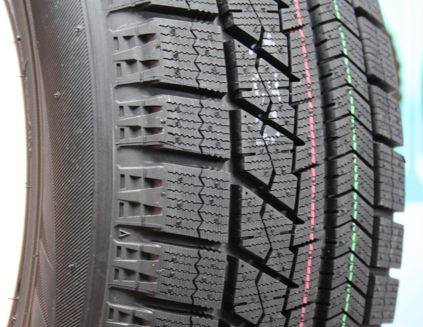bridgestone blizzak vrx 2