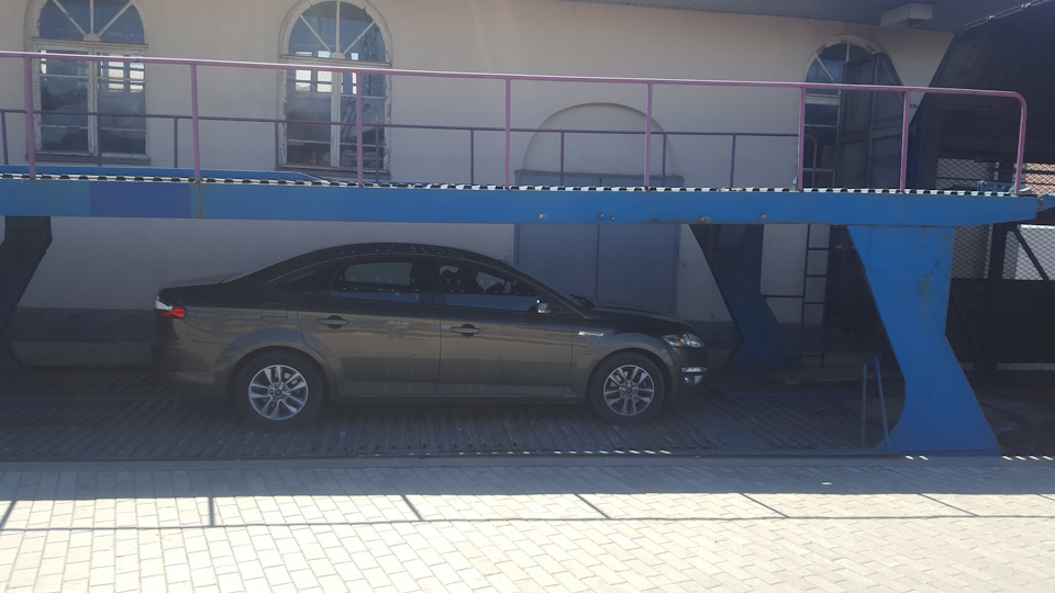 Універсал-автомобілебудування 4