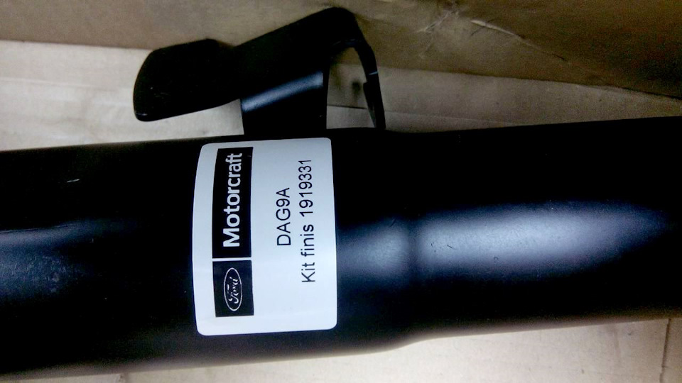 Заміна передніх стійок амортизатора Ford Motorcraft 4