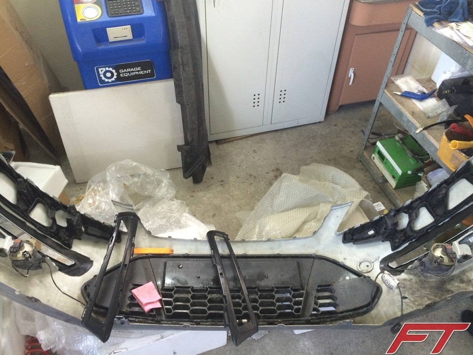 Установка спорт обважування та ДХО на Mondeo 4 рестайл / Mondeo mk4 lift sport body-kit and DRL installation 4
