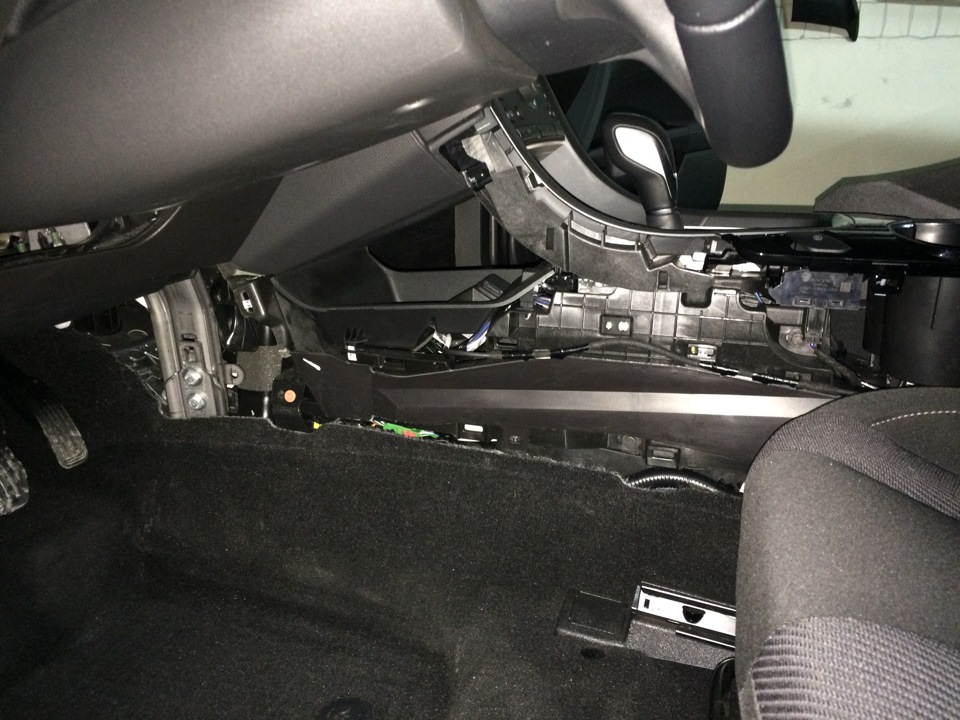 Камера заднього виду на Ford Mondeo 5 / Rear view camera for Ford Mondeo mk5 4