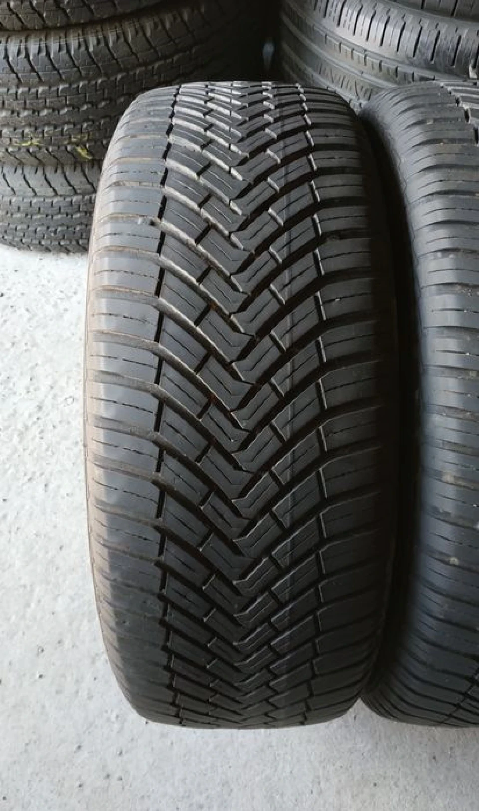 R16 215/60 Continental All Season Contact Б/У