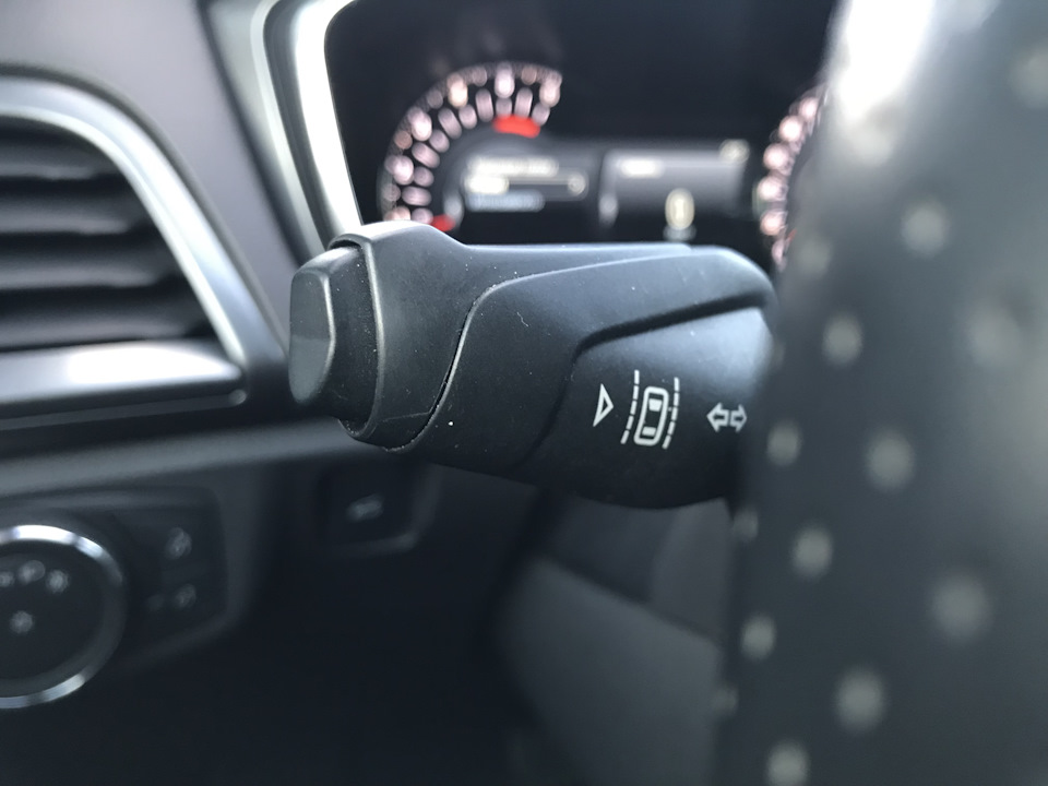 Установка системи утримання в смузі в Мондео 5 / LDW LKA system installation in Ford Mondeo mk5 1