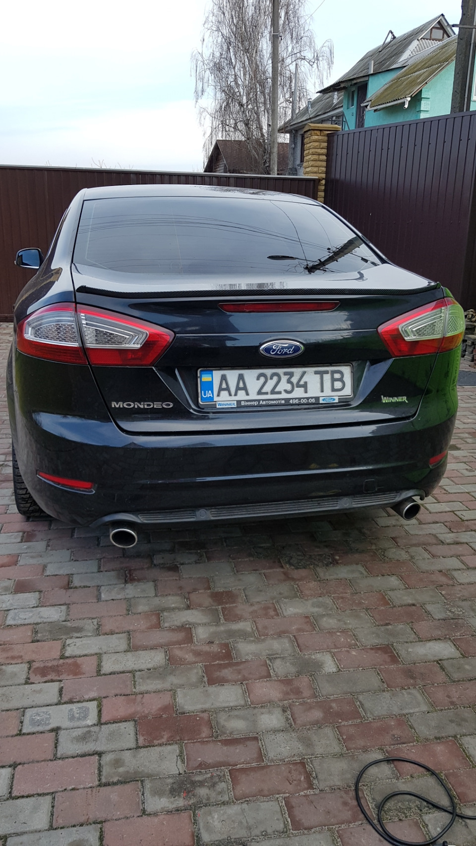 Декоративний спойлер 3