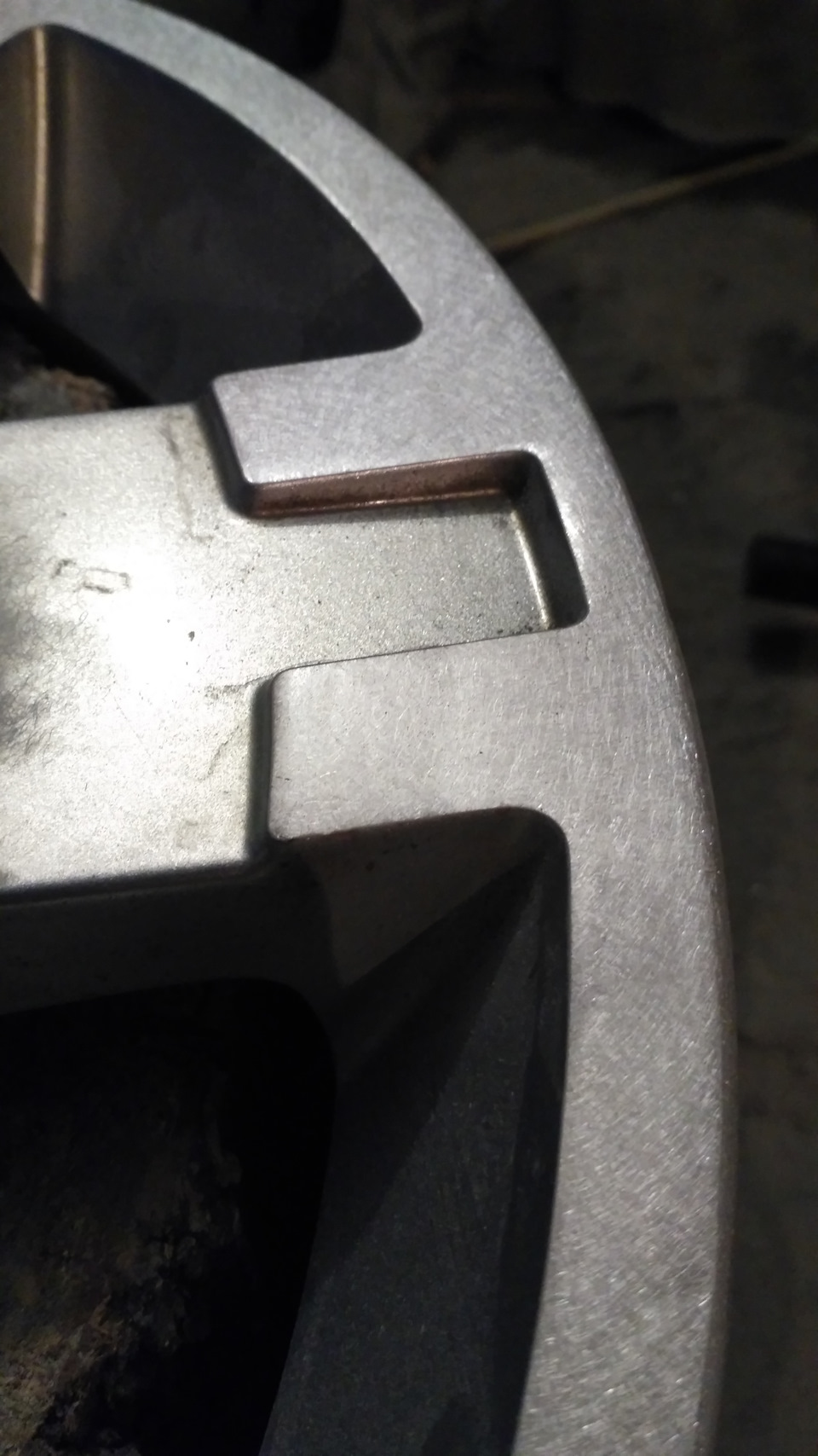 Відновлення дисків ghia x та літні шини для них 1