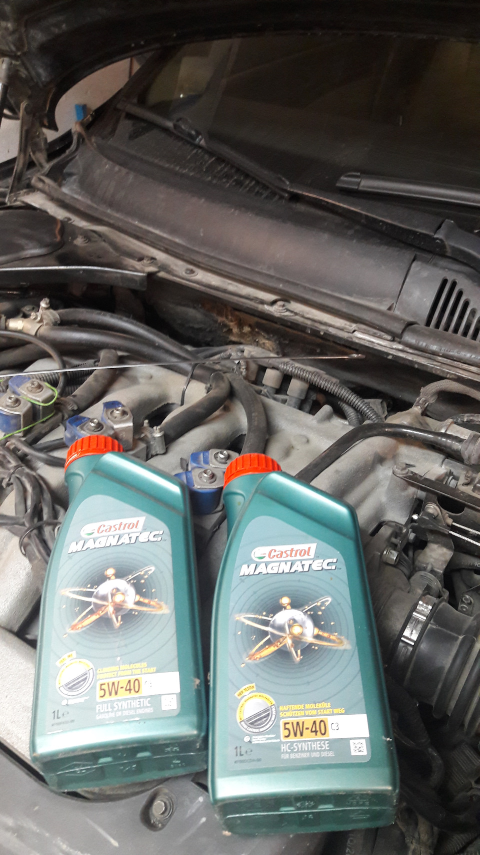 Заміна мастила 5w40 Castrol 2