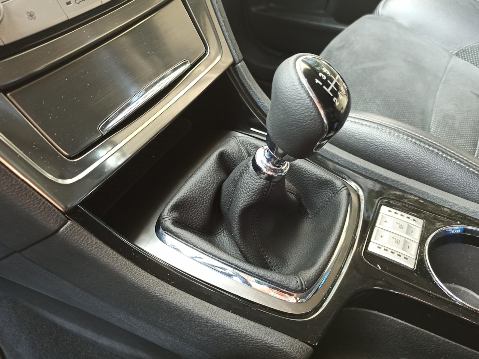 Перетяжка керма, чохла кпп та ручки кпп Mondeo IV 5