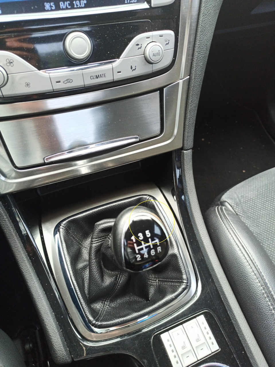 Перетяжка керма, чохла кпп та ручки кпп Mondeo IV 1
