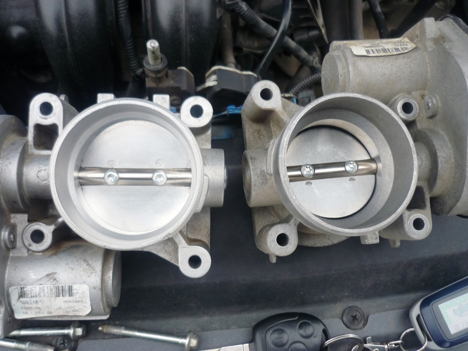 Дросельні заслінки від Mondeo mk4 2.3 (60 мм) 1