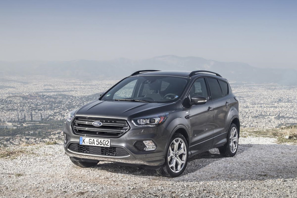 Ford Kuga NEW vs. Nissan X-Trail 🚗⚠ 2