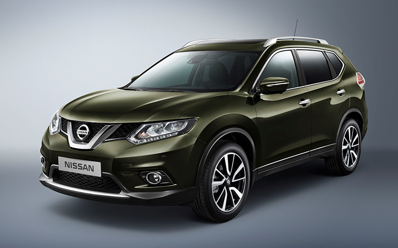 Ford Kuga NEW vs. Nissan X-Trail 🚗⚠ 1
