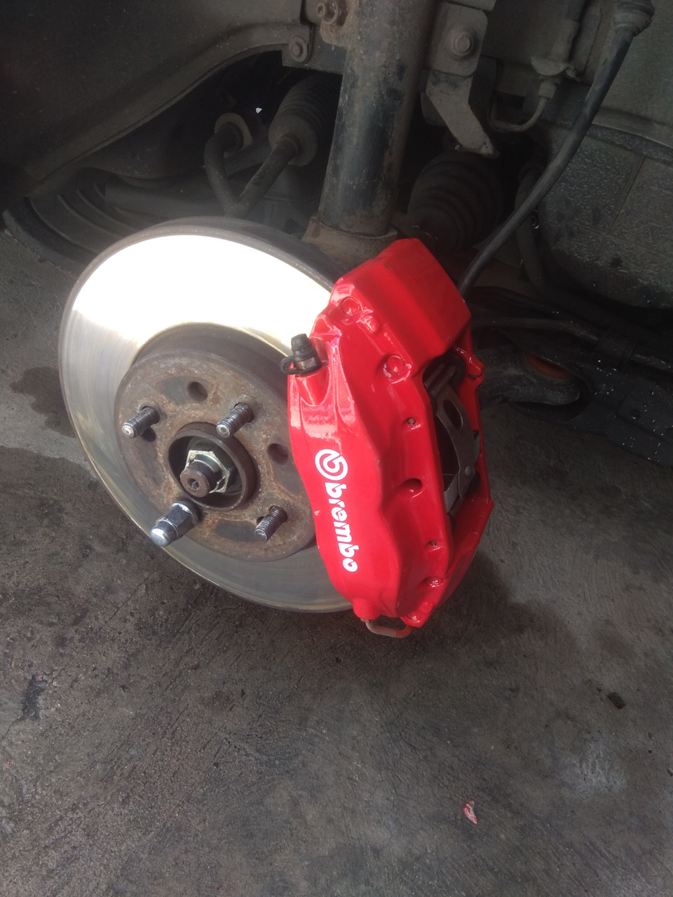 Brembo 4 pot 3