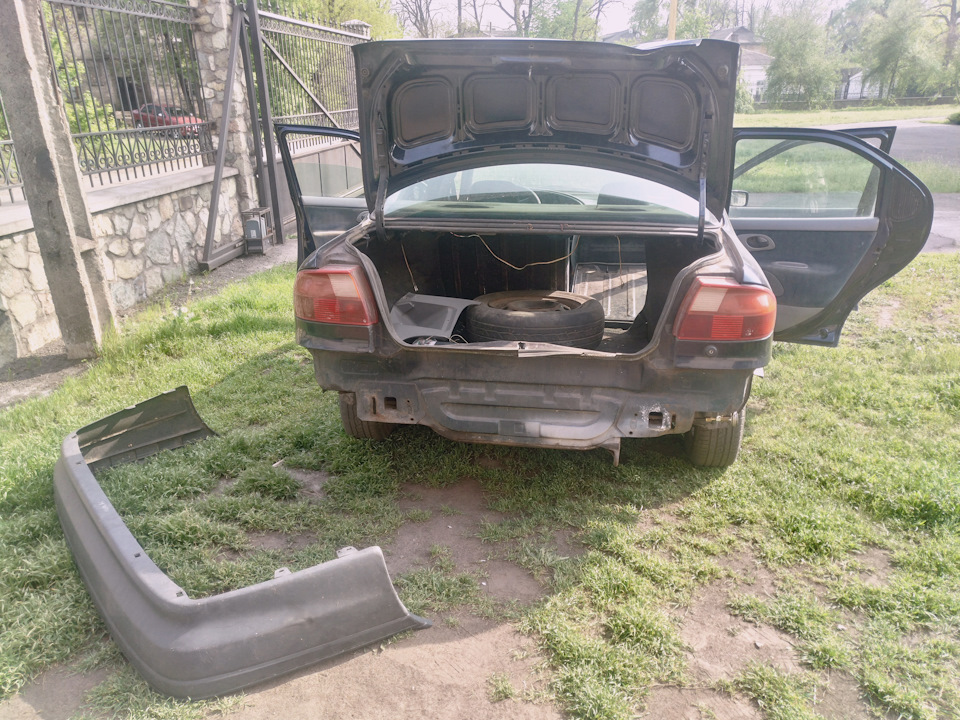 Знову в строю та Бампер від Mazda 626 '92 1
