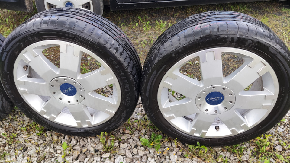 Підкинув тапки R17 3