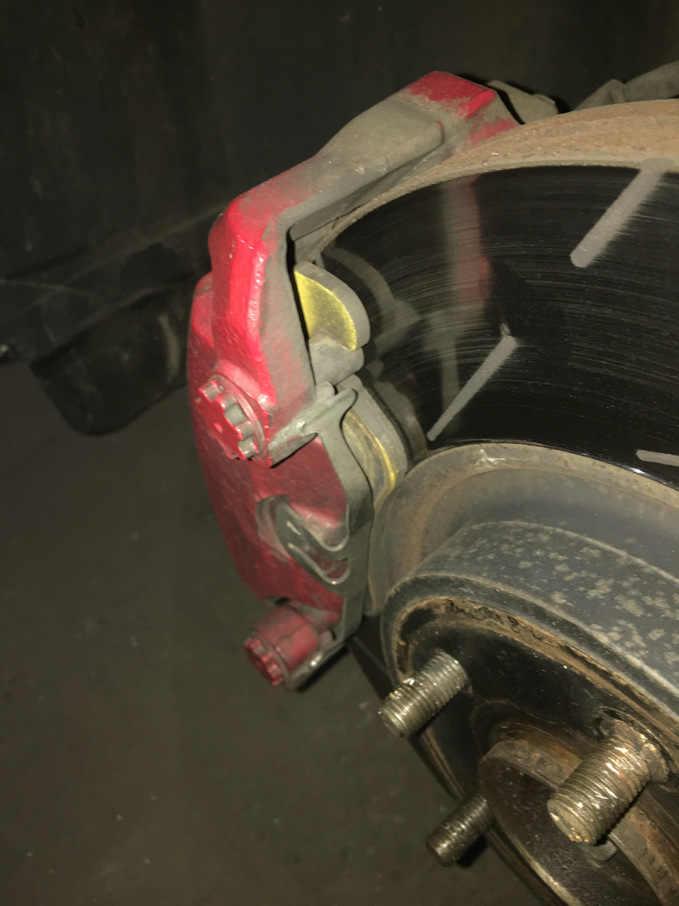 Заміна передніх колодок, перехід з ЄВС на Brembo 1
