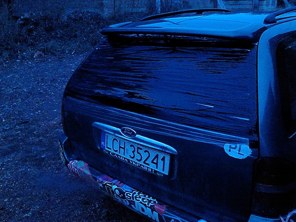 Заднє скло в брязкіт 1