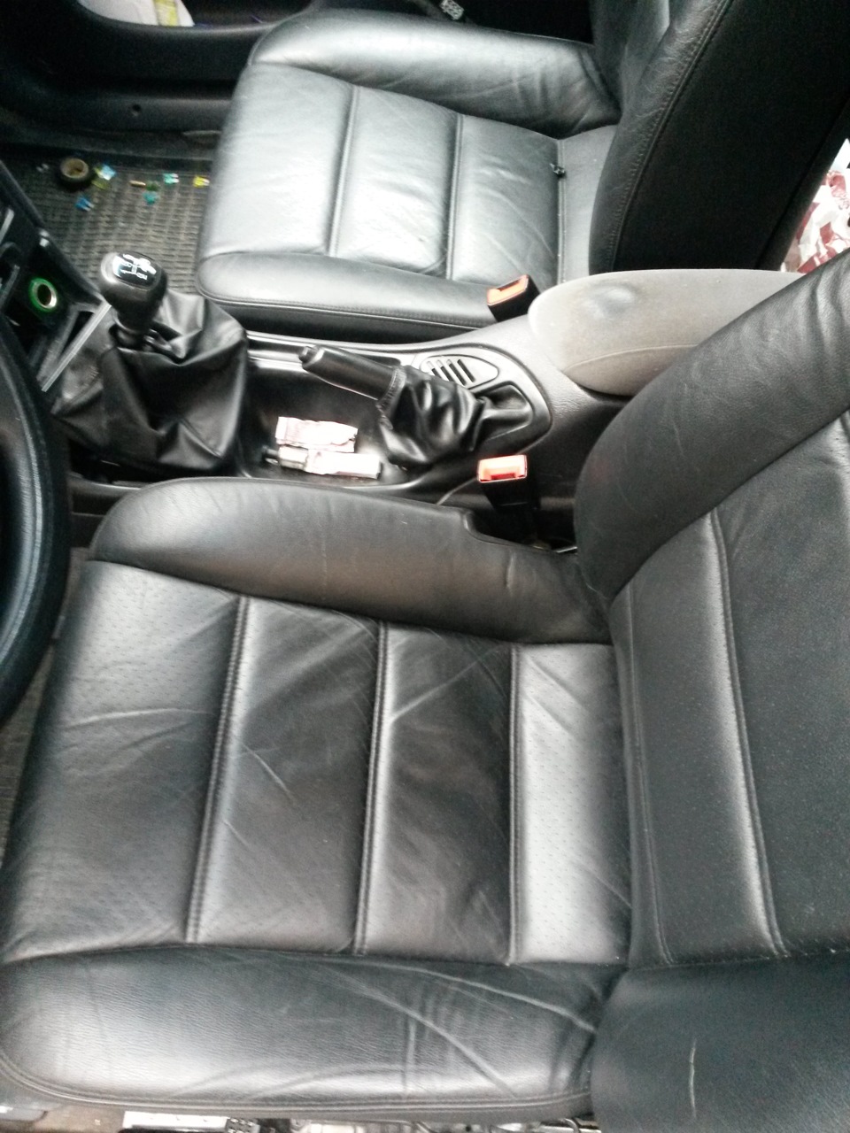 Сидіння Porsche Cayenne 4