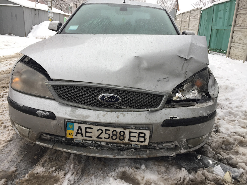 ДТП або міцність Lexus 2