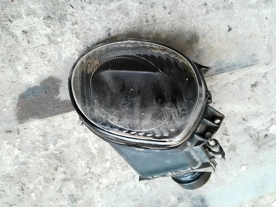 Продам фари на Mondeo MK2 4