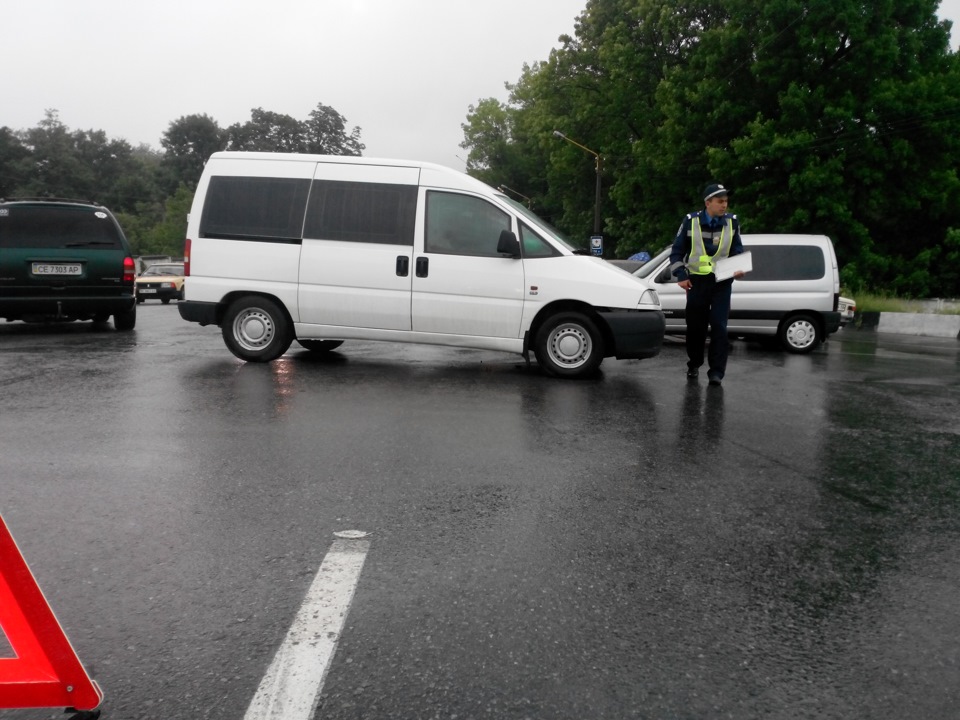 Вчора потрапив в аварію... 3