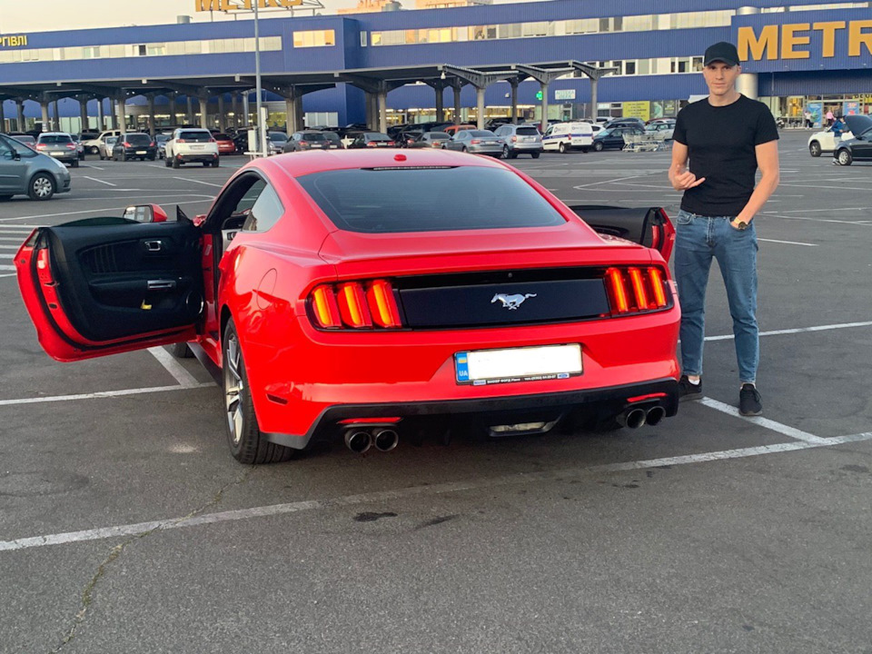 Перша заміна масла в двигуні / mustang 2015 🧈🏎 5