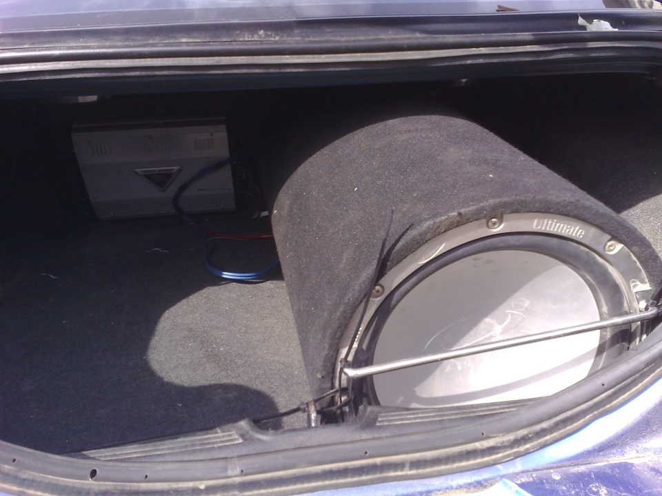 саб 600watt 4