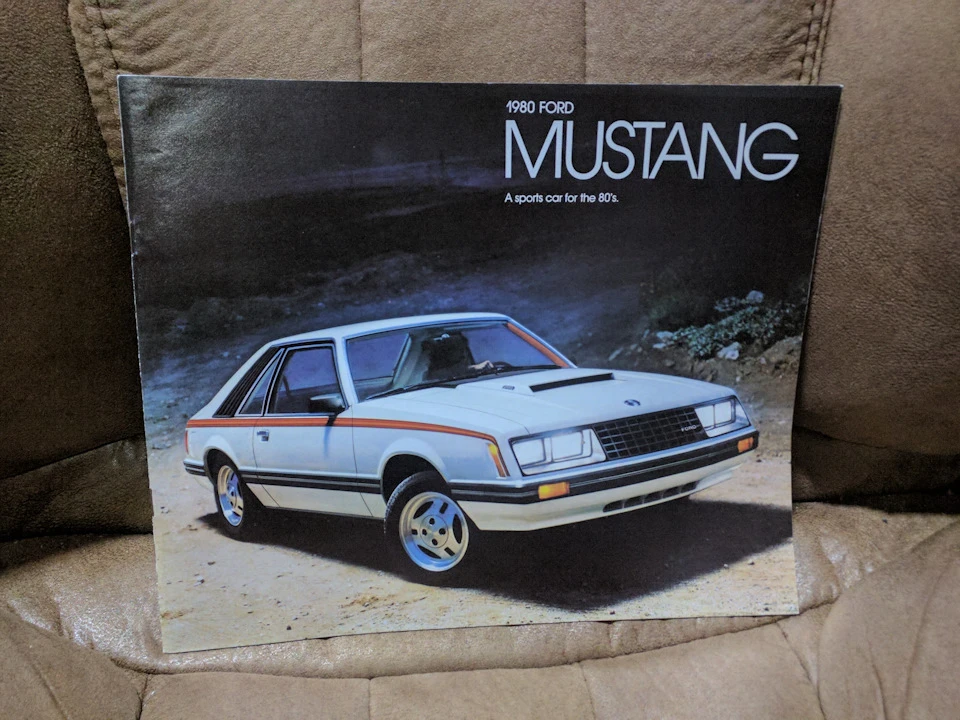 Mustang - спорткар для 1980-х! Оригінальна брошура Ford.