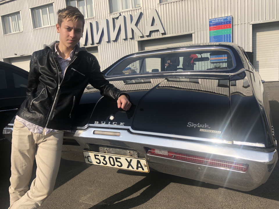 Машина в Києві 4