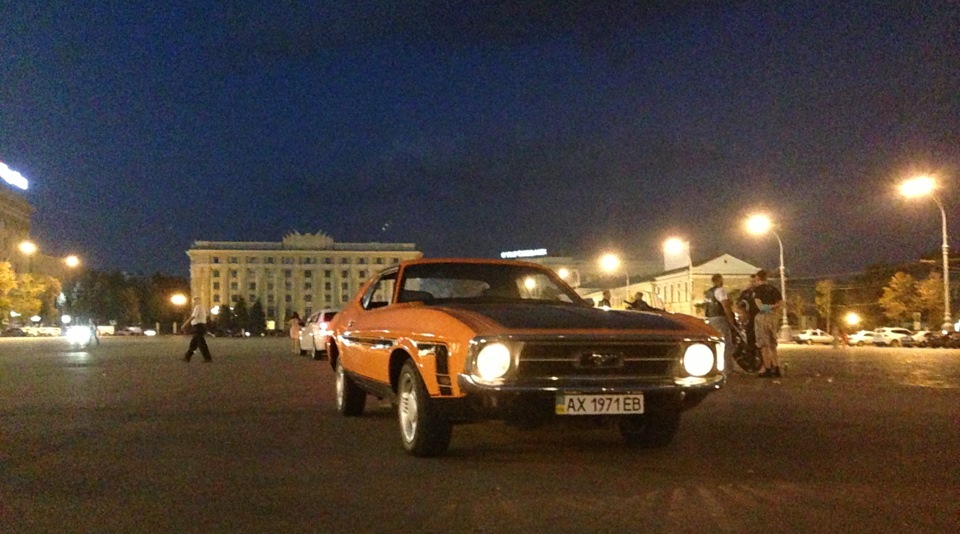Mustang & nighttime & Kharkov 4
