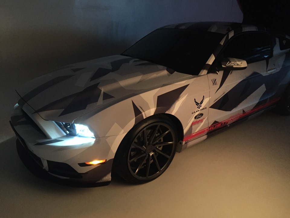 Mustang до Студії 4