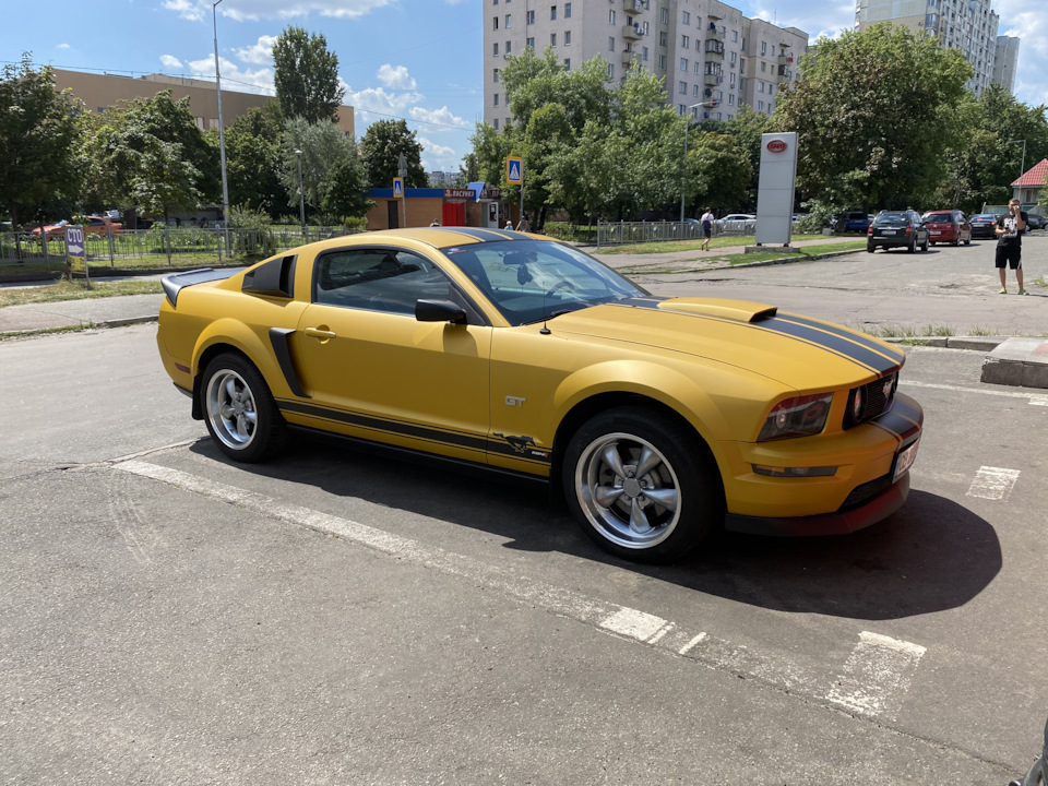 Нові тапки - bullitt 5