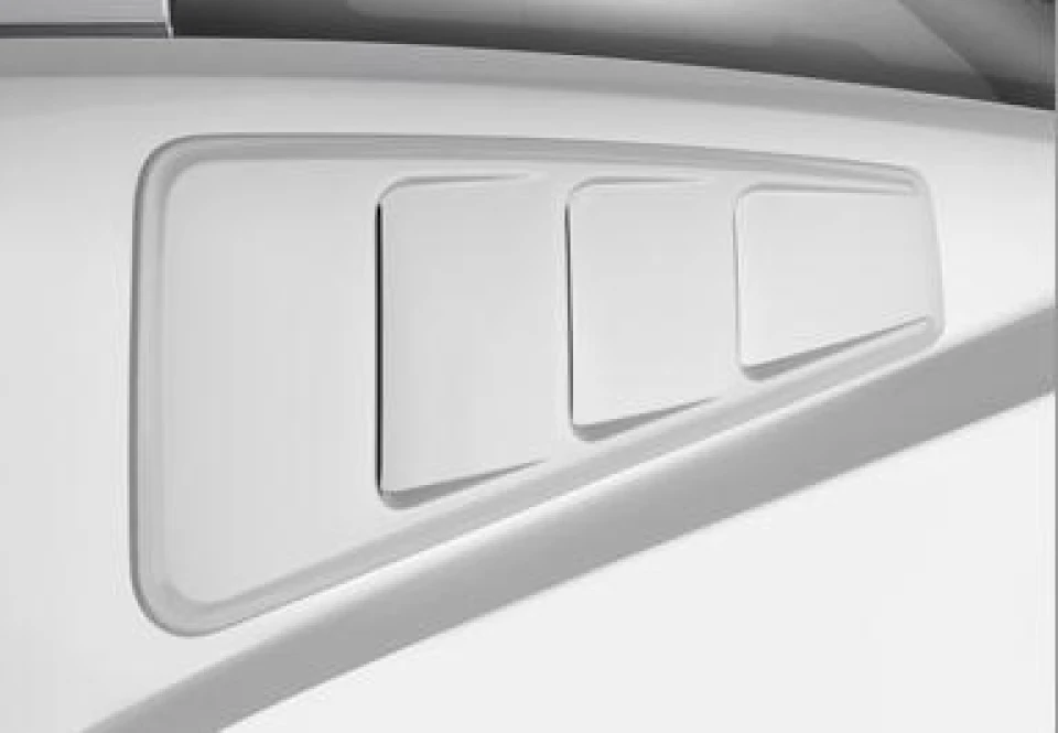 MMD Classic Quarter Window Louvers - Pre-Painted (10-14 All)