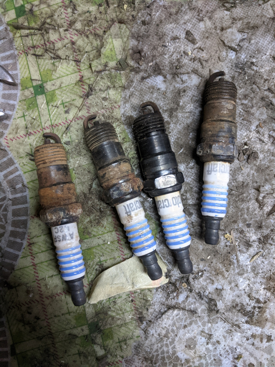 Підійшов вибір свічок 1