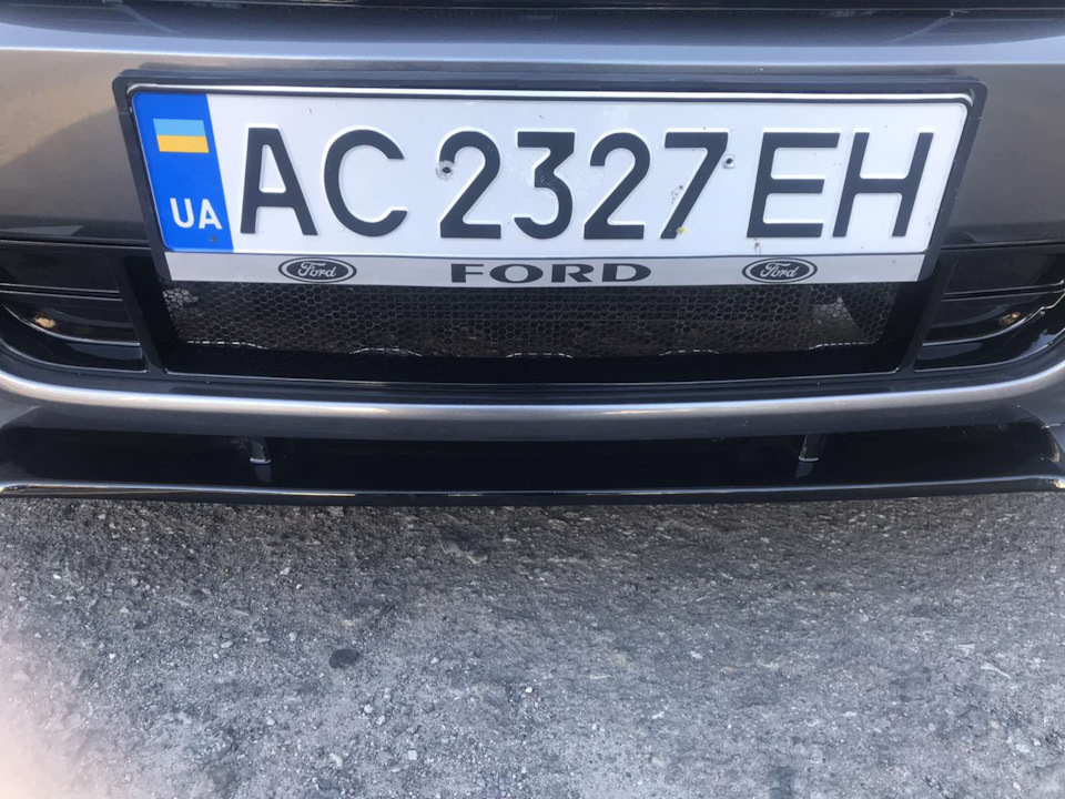 12. Спойлер підборіддя в стилі GT500 від Cervini або спойлер у стилі GT500 2
