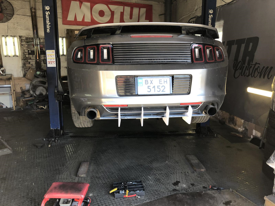 15. Спліттери порогів та заднього бампера Splitter Performance 2