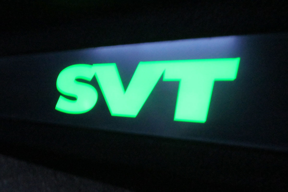Накладки на пороги з підсвічуванням (SVT) 3