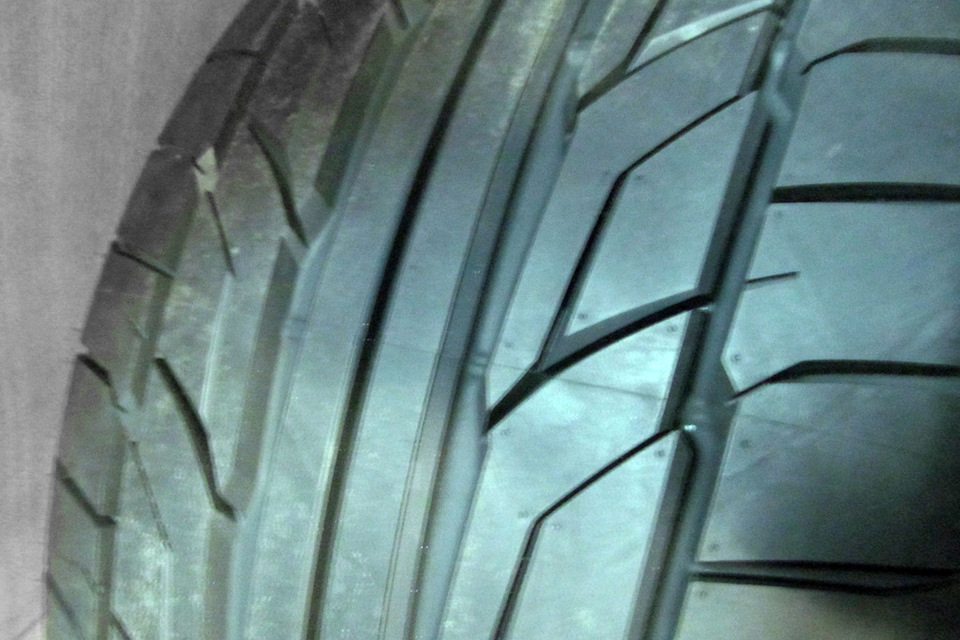 Шини (Nitto) 2