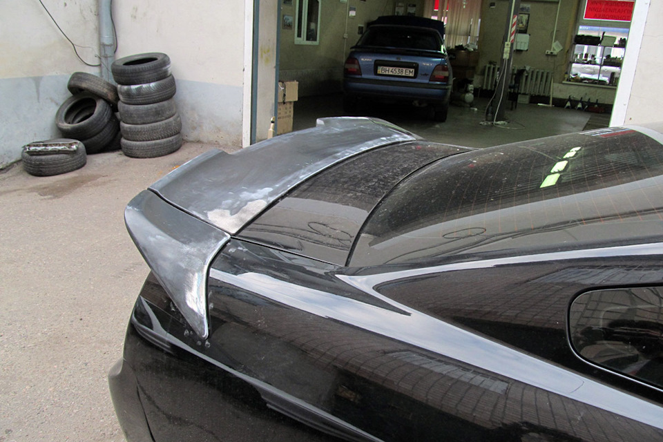 Спойлер Roush style. 3