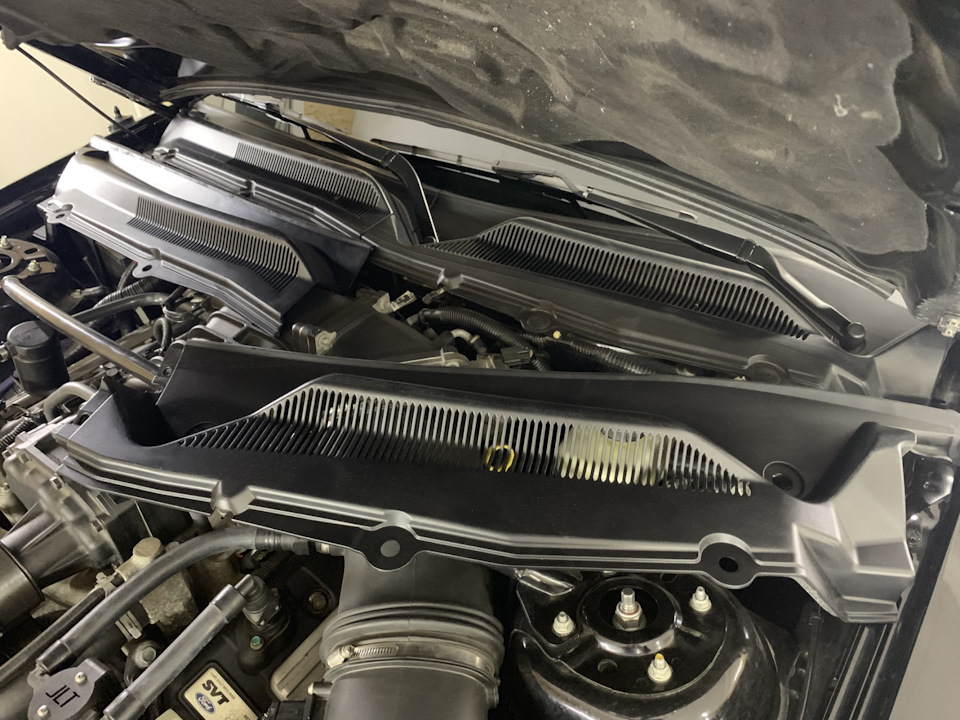 Ford Cowl Vent Grille 4