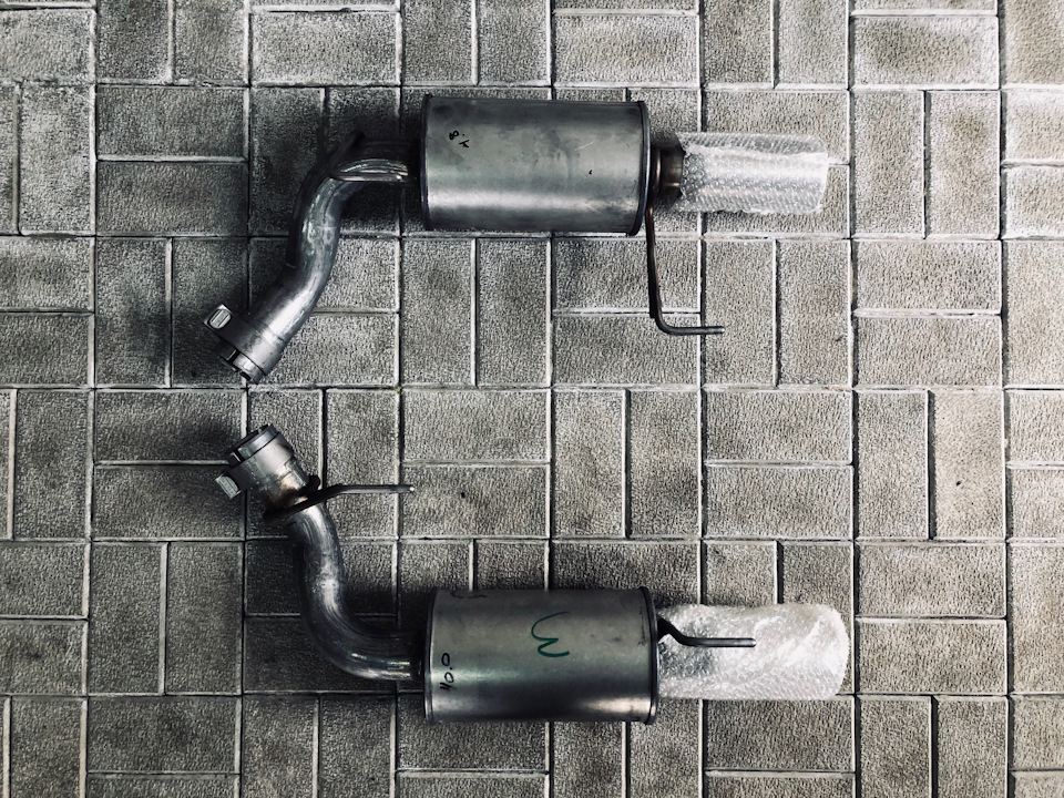 Ford Performance FR500S Axle-Back Exhaust 3