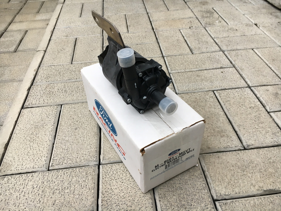Форд Racing Electric Intercooler Water Pump 3