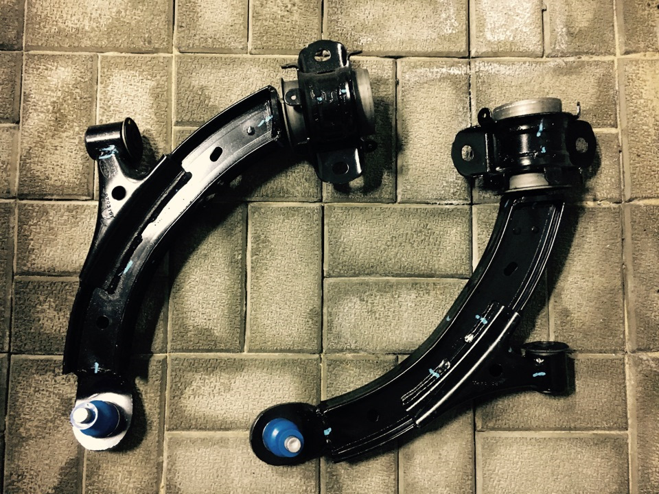 Ford Racing Front Lower Control Arms 2