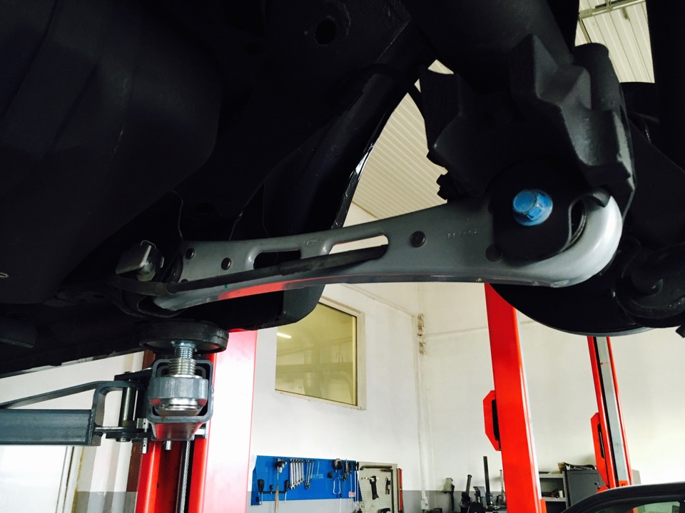 Ford Racing Rear Lower Control Arms 4