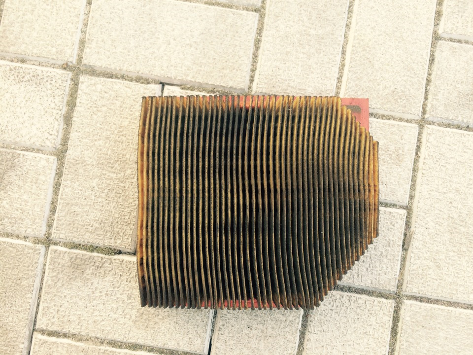 K&N Drop In Replacement Air Filter 2