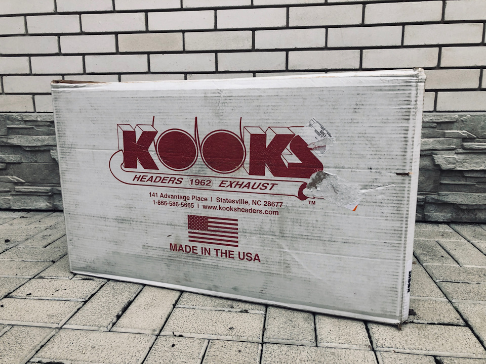 Kooks 1-3/4 in. Long Tube Headers with Catted X-Pipe 1