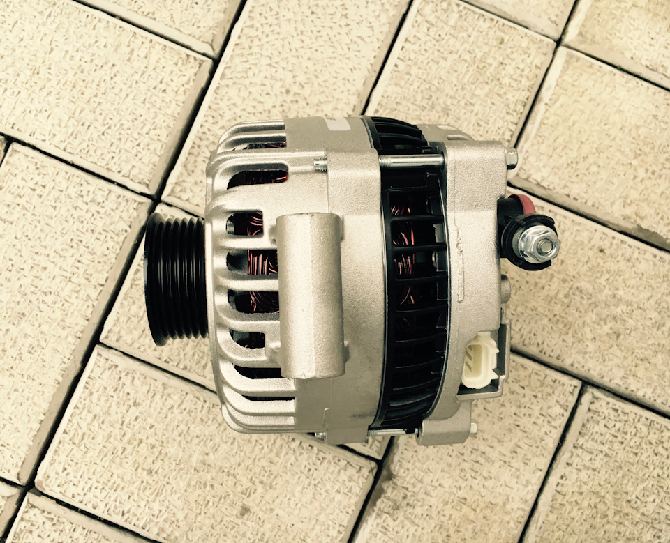 Motorcraft GT500 Alternator 3