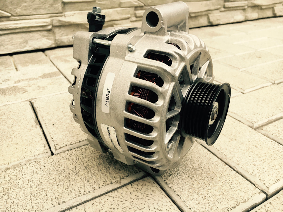 Motorcraft GT500 Alternator 2