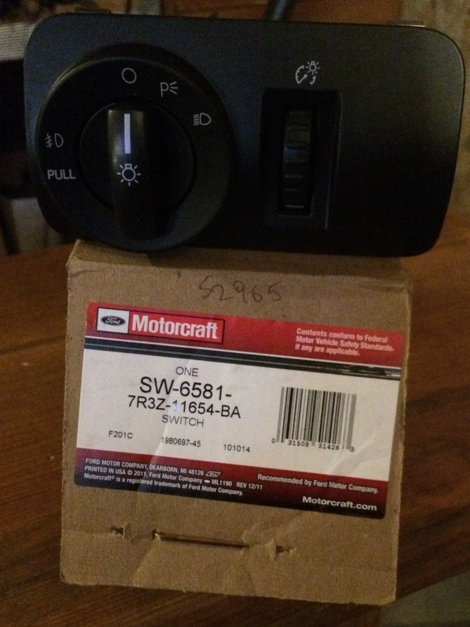 Motorcraft Headlight & Foglight Switch 1