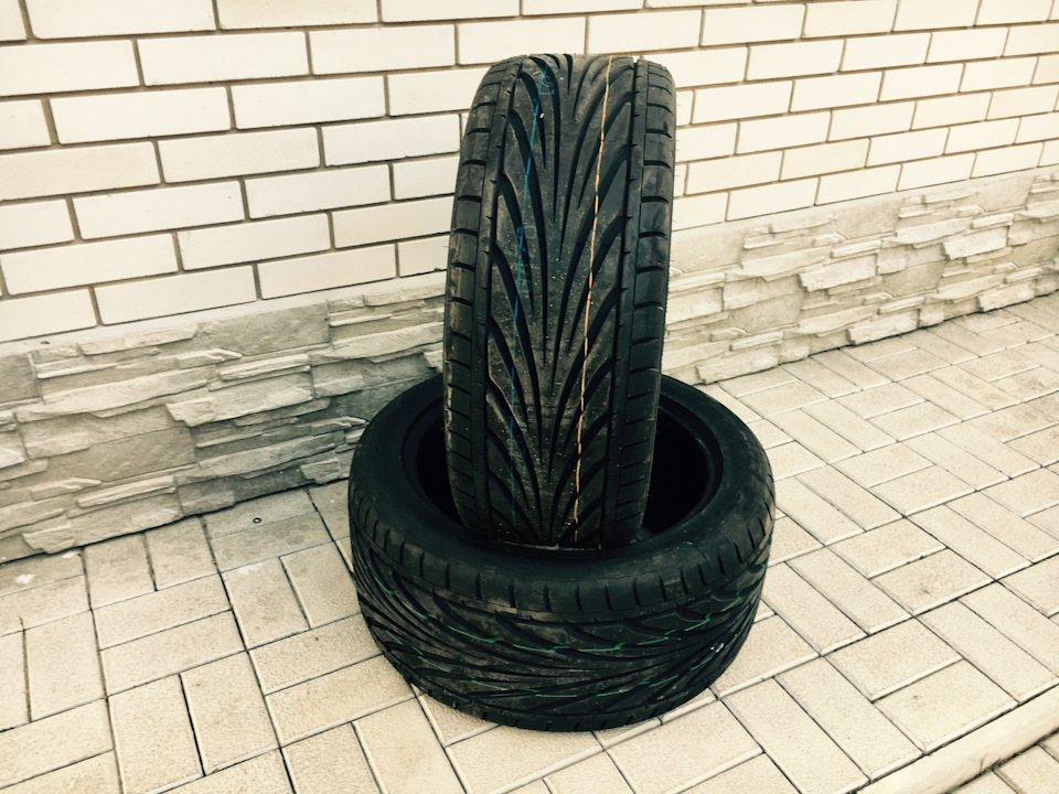 TOYO Proxes T1R 255/45r18 285/40r18 2