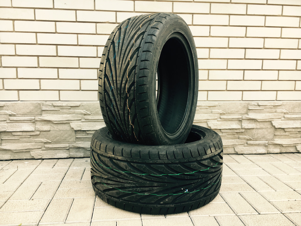 TOYO Proxes T1R 255/45r18 285/40r18 1